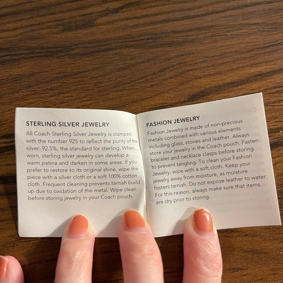 Coach Bracelet - Picture 4 of 4